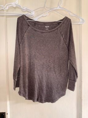 Mossimo Supply Co. Women's Heather Gray Raglan Long Sleeve Top